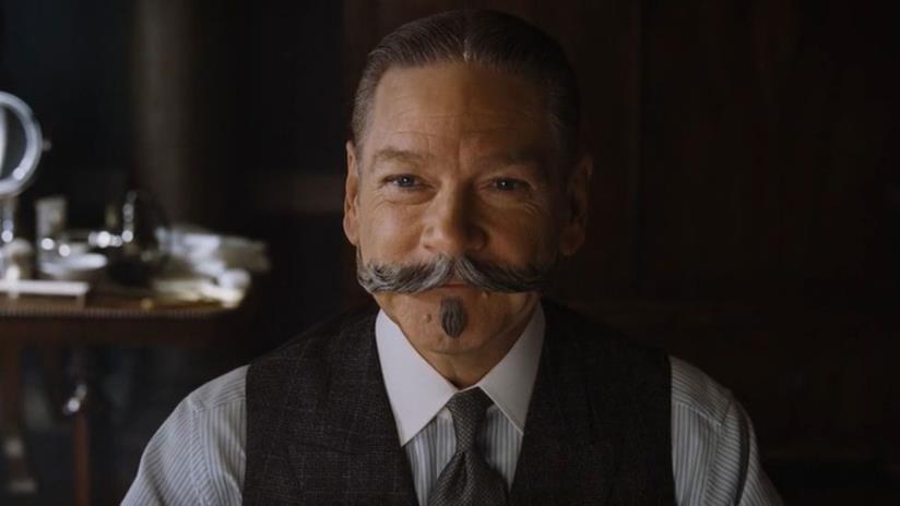 Death on the Nile (Assassinio sul Nilo) svela il suo cast stellare Un sorridente Kenneth Branagh nei panni di Hercule Poirot
