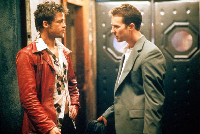 Fight Club: Edward Norton spiega perché il film non è stato un gran successo al box office Edward Norton e Brad Pitt in Fight Club