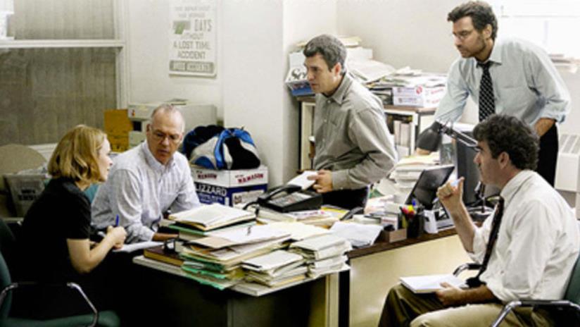 La vera storia raccontata nel film Il caso Spotlight Un dettaglio dal poster del film, con la redazione di Spotlight