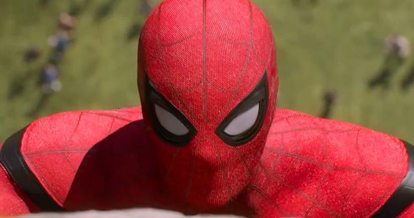Spider-Man: Far From Home: una nuova tuta nei leak dal set? Un primo piano di Spider-Man