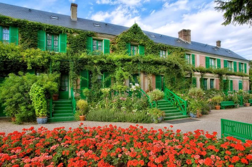 Blue House, la casa di Monet La Maison Bleue è diventata un bed and breakfast