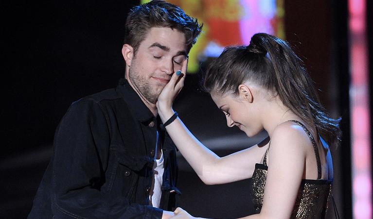 Kristen Stewart sulla sua sessualità e il rapporto con Robert Pattinson Kristen Stewart e Robert Pattinson