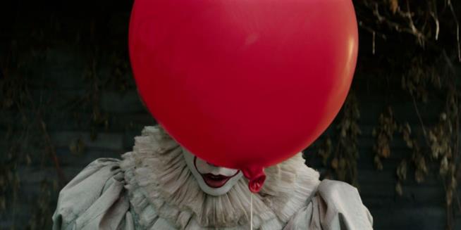 IT al SDCC 2017 - Nuovi poster, clip e trailer, info e descrizione scene Il clown Pennywise di IT