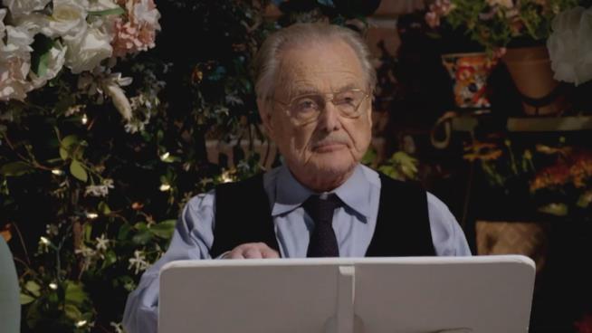 William Daniels sventa un furto: il Signor Feeny è sempre in forma! Il Signor Feeny in Girl Meets World