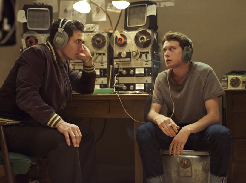 Commento dell'episodio 1x03 di 22.11.63 James Franco e George MacKay sul set di 22.11.63