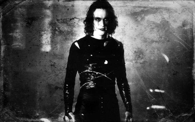 Il remake del Corvo non piace ad Alex Proyas Brandon Lee in The Crow