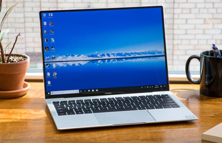 Microsoft rispetta l'esecutivo di Trump: rimossi tutti i prodotti Huawei dal suo store Foto di Huawei MateBook X Pro