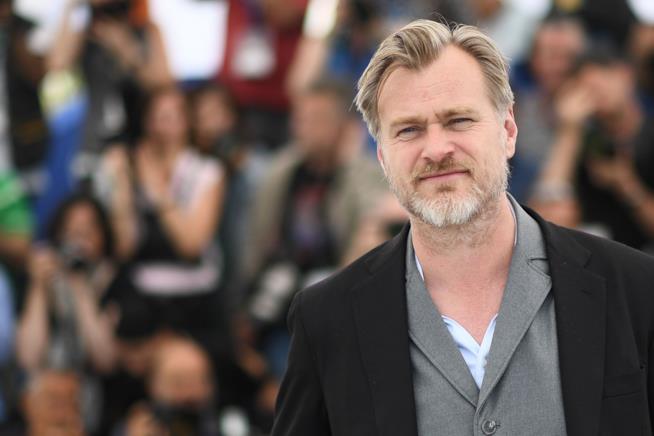 Il nuovo film di Christopher Nolan sarà un thriller romantico, le prime indiscrezioni Il regista Christopher Nolan