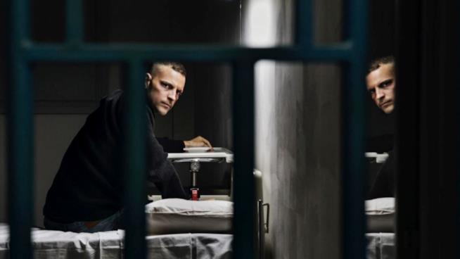 Sulla mia pelle: è polemica per la proiezione e la distribuzione del film su Cucchi Alessandro Borghi è Stefano Cucchi nel film Sulla mia pelle