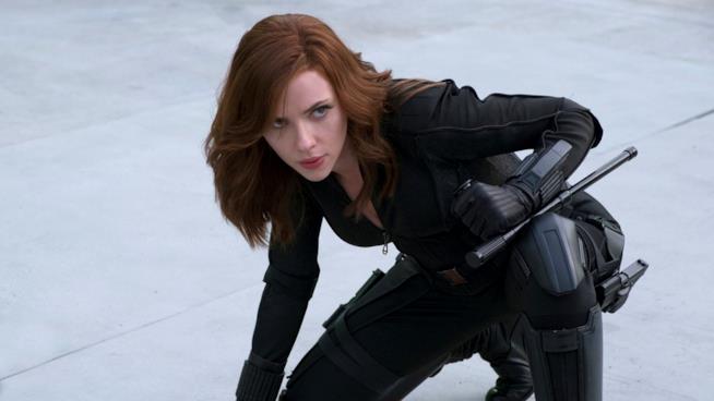 Black Widow: David Harbour nel cast; Rachel Weisz nel mirino di Marvel Un primo piano di Black Widow in Captain America: Civil War