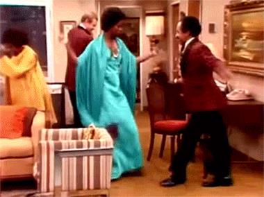 I Jefferson tornano in TV GIF di George Jefferson che balla nei Jefferson