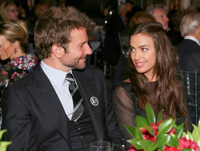 Irina Shayk e Bradley Cooper hanno avuto una bambina Primo piano di Irina Shayk e Bradley Cooper