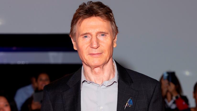 Liam Neeson chiede scusa per l'intervista shock e dichiara di non essere razzista Liam Neeson a un evento ufficiale