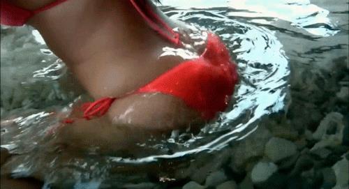 Kim Kardashian e il lato B con cellulite senza fotoritocco Il lato B di Kim Kardashian