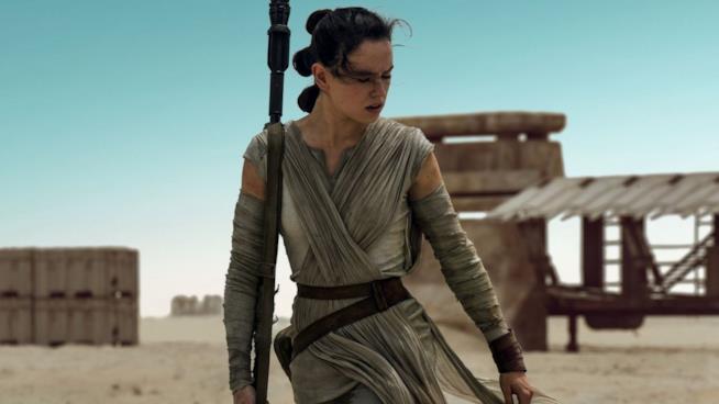 Daisy Ridley, da Star Wars: Il Risveglio della Forza al reboot di Tomb Raider Daisy Ridley è Rey nel nuovo Guerre Stellari