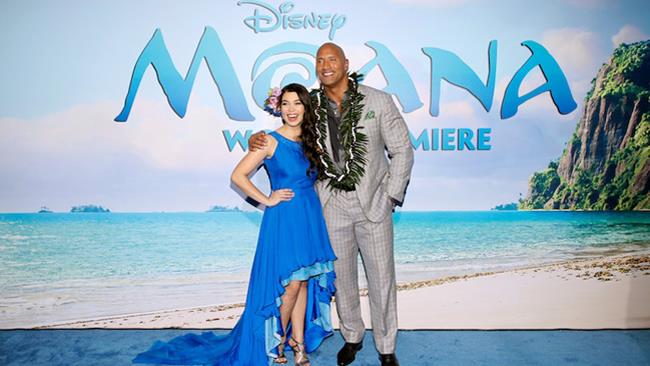 Oceania: red carpet ed esibizioni durante la première mondiale a Los Angeles Prima mondiale Oceania