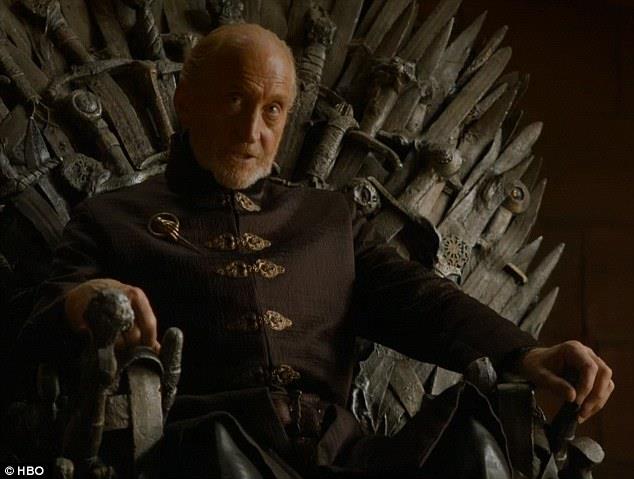 Charles Dance è Tywin Lannister in Game of Thrones Charles Dance nei panni di Tywin Lannister in Game of Thrones