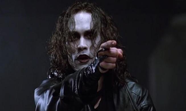 Alex Proyas contro il reboot de Il Corvo Brandon Lee