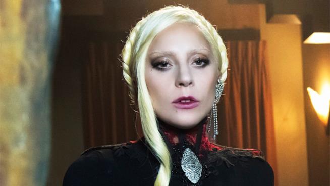 Lady Gaga non sarà in American Horror Story 7 Lady Gaga nei panni della contessa in American Horror Story: Hotel