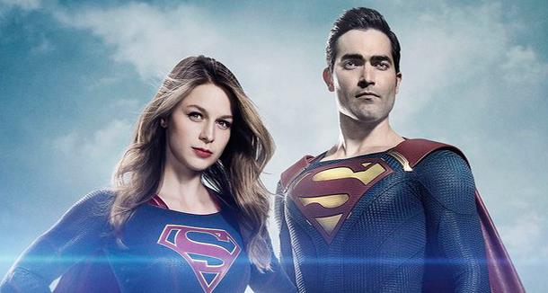 Tyler Hoechlin indossa il costume di Superman nella prima immagine ufficiale Melissa Benoist e Tyler Hoechlin in costume per Supergirl 2