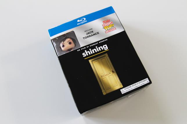 Il packaging della versione Blu-ray di Shining con portachiavi Funko Packshot della versione Blu-ray di Shining con portachiavi Funko