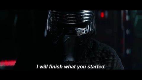 Kylo Ren in una scena di Star Wars VII Adam Driver è Kylo Ren in Star Wars VII