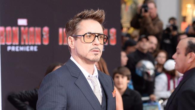 Robert Downey Jr. potrebbe dire presto addio al Marvel Cinematic Universe Robert Downey Jr. in una foto dalla première di Iron Man 3