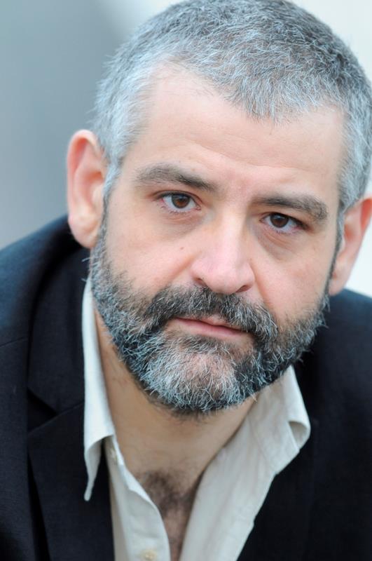 Fortunato Cerlino Fortunato Cerlino è Don Alfonso