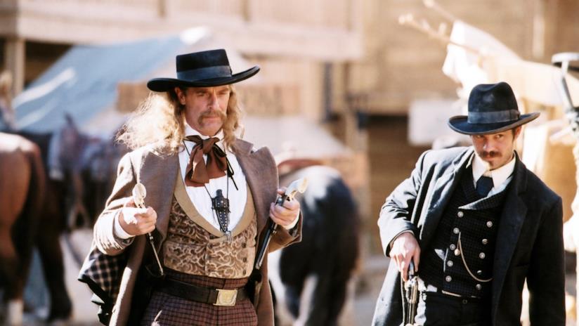 HBO vuole riportare in onda Deadwood Una scena del telefilm Deadwood