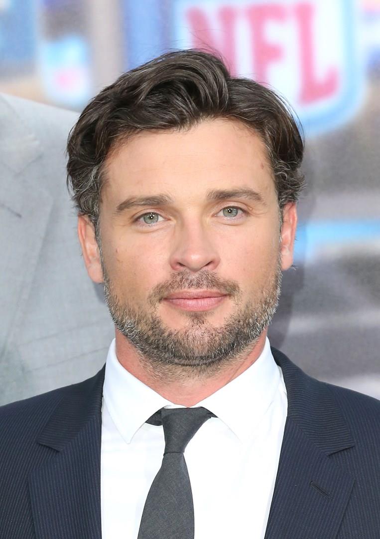 Tom Welling Tom Welling in smoking