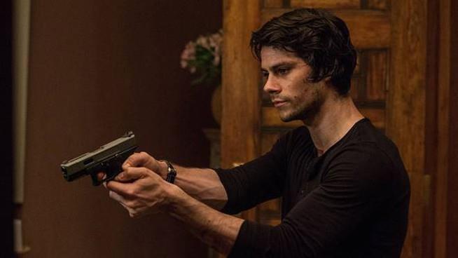Mitch Rapp in una scena di American Assassin Il protagonista Mitch Rapp in una sequenza di American Assassin