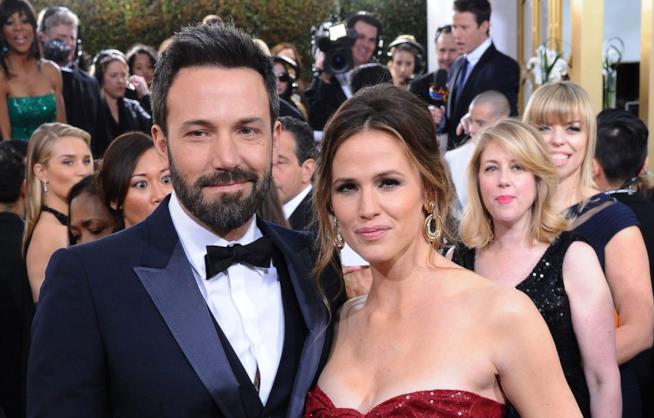 Ben Affleck e Jennifer Garner portano i bambini a vivere a Londra Primo piano di Ben Affleck e Jennifer Garner