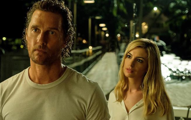 Interstellar, il finale del film potrebbe non chiudere ad un eventuale prequel Matthew McConaughey e Anne Hathaway in una scena del film Serenity