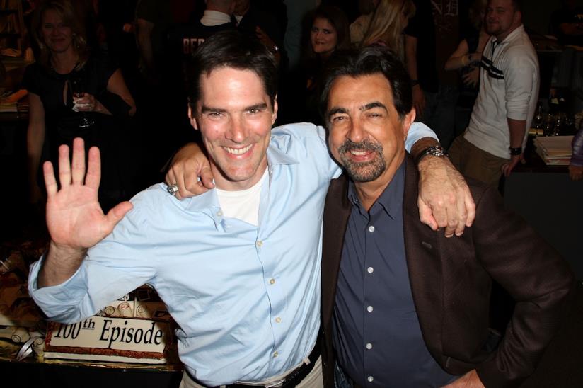 Criminal Minds, Thomas Gibson su Twitter parla ai fan del licenziamento Thomas Gibson