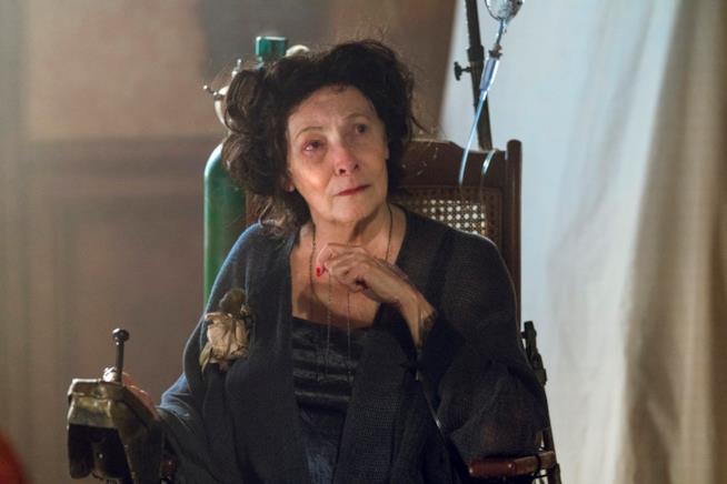 La nonna di Jesse in Preacher 3 Preacher 3, Betty Buckley è la nonna di Jesse Custer