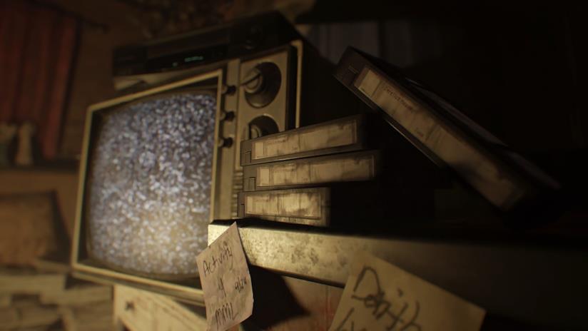 Resident Evil 7 non è un reboot, parola di Capcom Una sequenza tratta dalla demo giocabile di RE7