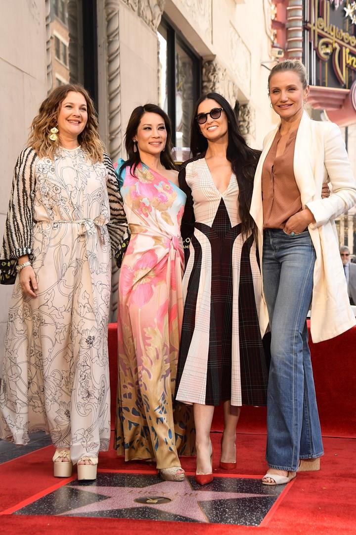 Lucy Liu Walk of Fame Le star Charlie's Angels sullaWalk of Fame