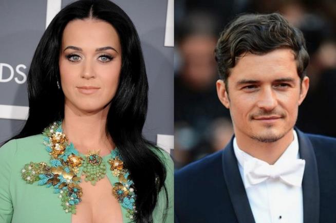 Katy Perry e Orlando Bloom avvistati a Disneyland Primo piano di Katy Perry e Orlando Bloom