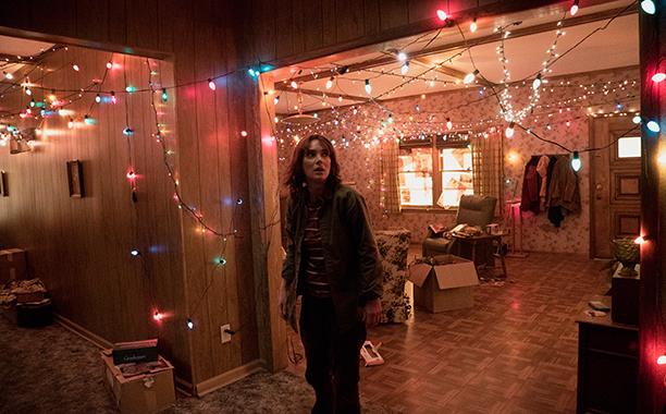 Stranger Things La casa di Stranger Things decorata con le lucine