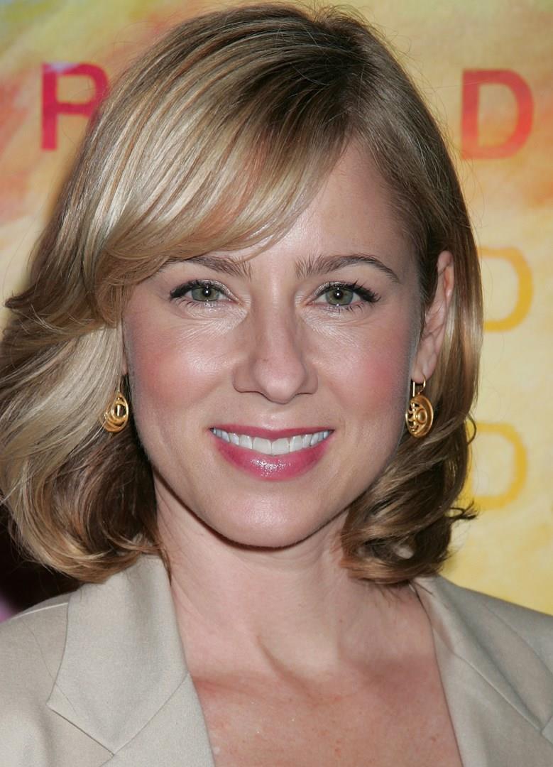 Traylor Howard posa per i fotografi Traylor Howard interpreta Natalie in Detective Monk