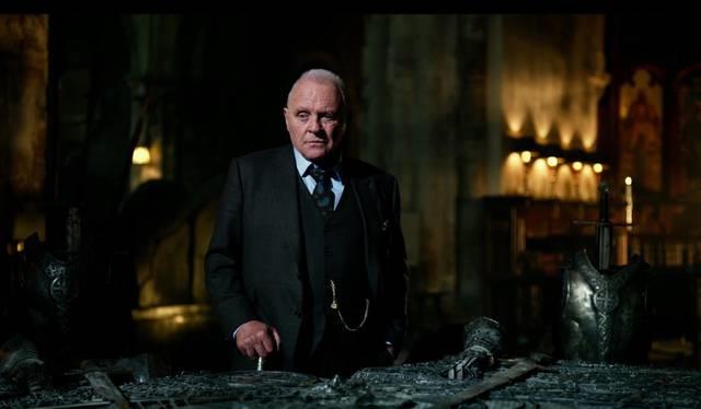 Anthony Hopkins in L'Ultimo Cavaliere L'Ultimo Cavaliere Anthony Hopkins