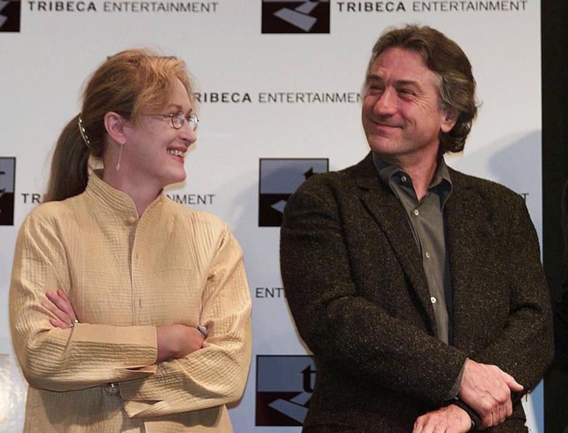 Robert De Niro si schiera in difesa di Meryl Streep contro Donald Trump Primo piano di Robert De Niro e Meryl Streep