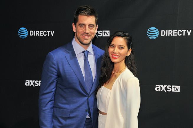 Olivia Munn e Aaron Rodgers si sono lasciati Olivia Munn e Aaron Rodgers in una vecchia foto di coppia