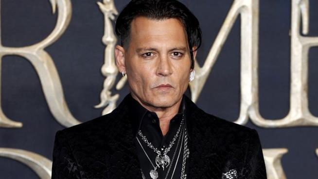 Johnny Depp suonerà al matrimonio di Shane MacGowan e Victoria Mary Clarke Johnny Depp alla prima di Animali Fantastici - I crimini di Grindelwald