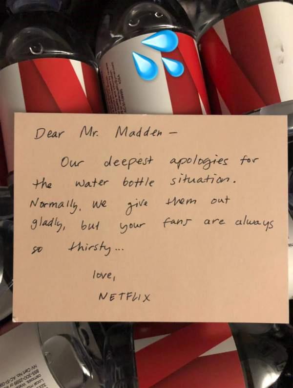 Richard Madden riceve le scuse di Netflix per un equivoco Il biglietto di scuse di Netflix