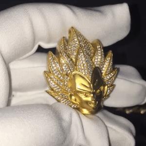 Collana d'oro e diamanti di Vegeta Vegeta collana d'ora da Dragon Ball