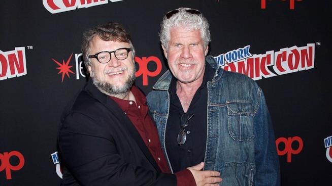 Ron Perlman e Guillermo del Toro reagiscono alla notizia del reboot di Hellboy Ron Perlman e Guillermo del Toro al New York Comic Con