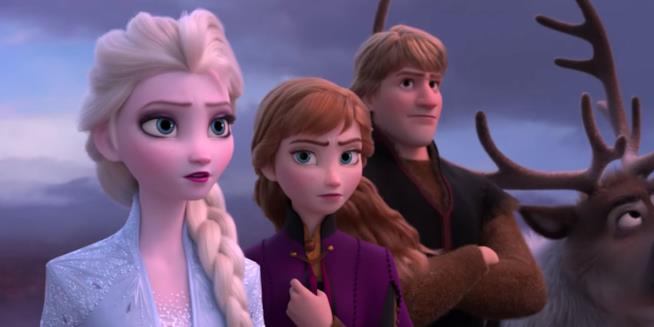 Frozen 2, ecco il teaser trailer con il tema musicale degli Avengers Un primo piano di Elsa, Anna e Kristoff nel trailer di Frozen 2: Il segreto di Arendelle