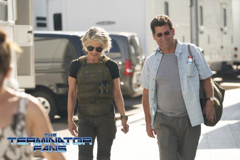 Linda Hamilton sul set di Terminator 6 Linda Hamilton è Sarah Connor nelle foto dal set di Terminator 6