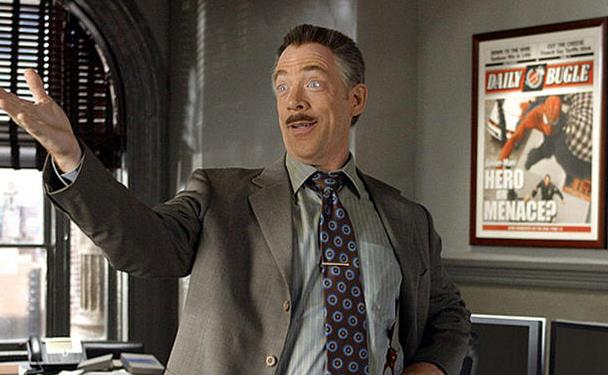 J.K. Simmons possibilista sul ritorno nei film di Spider-Man J.K. Simmons nel ruolo di JJJ in Spider-Man